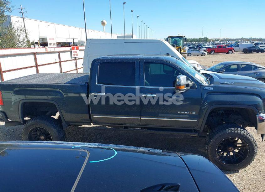 Photo 13 of 2018 Gmc Sierra 2500HD SLT (VIN 1GT12TEY8JF139452)