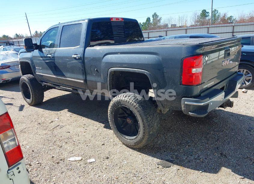 Photo 3 of 2018 Gmc Sierra 2500HD SLT (VIN 1GT12TEY8JF139452)