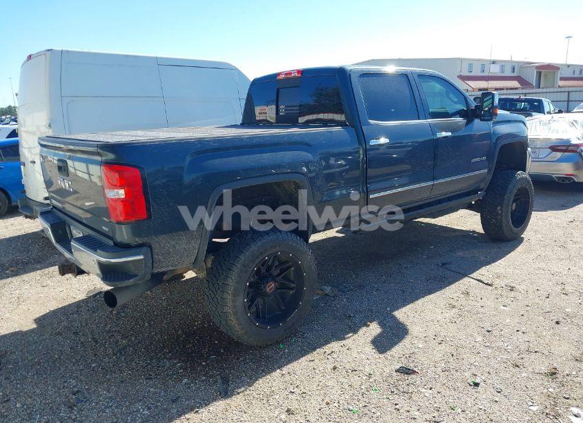 Photo 4 of 2018 Gmc Sierra 2500HD SLT (VIN 1GT12TEY8JF139452)