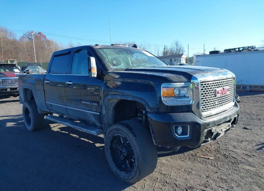 2016 Gmc Sierra 2500HD DENALI (VIN 1GT12UE80GF252617) main photo