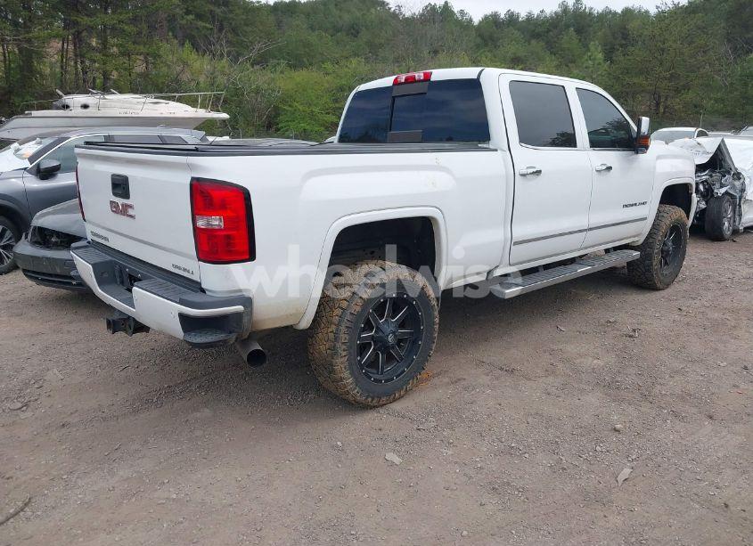 Photo 4 of 2016 Gmc Sierra 2500HD DENALI (VIN 1GT12UE82GF130096)