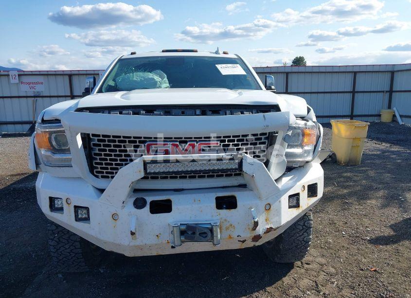 Photo 13 of 2016 Gmc Sierra 2500HD DENALI (VIN 1GT12UE86GF224885)