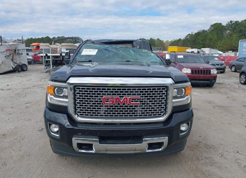 Photo 12 of 2016 Gmc Sierra 2500HD DENALI (VIN 1GT12UE8XGF101915)