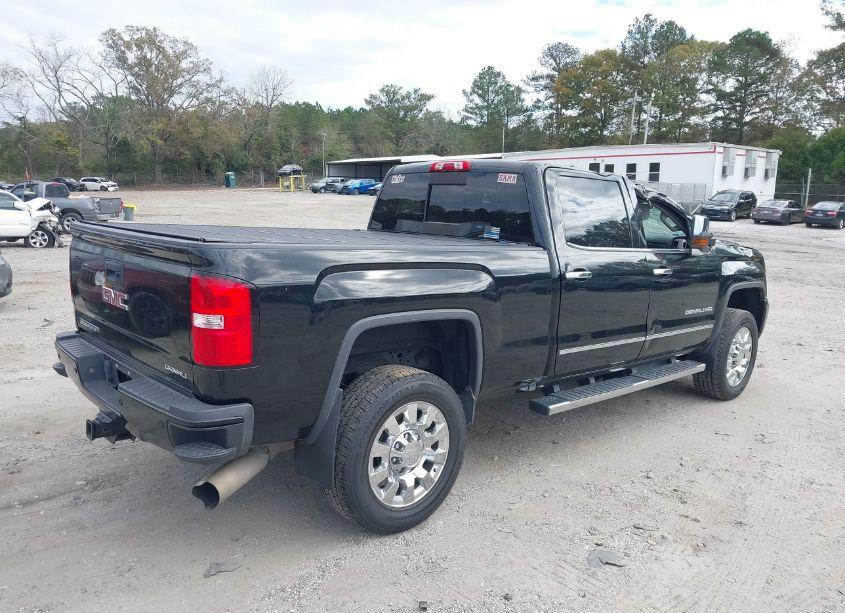 Photo 4 of 2016 Gmc Sierra 2500HD DENALI (VIN 1GT12UE8XGF101915)