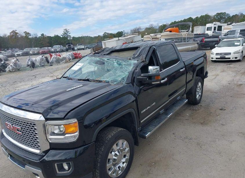 Photo 6 of 2016 Gmc Sierra 2500HD DENALI (VIN 1GT12UE8XGF101915)