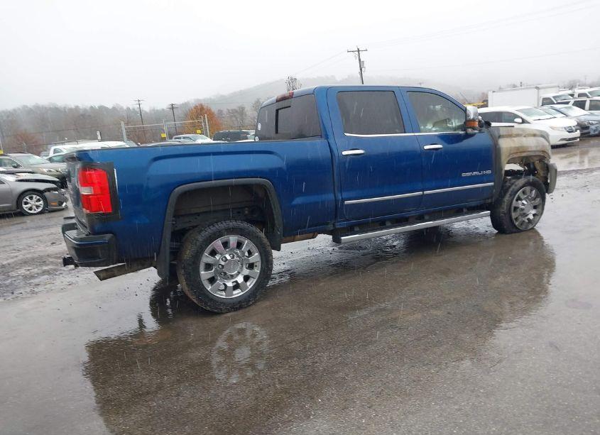 Photo 4 of 2016 Gmc Sierra 2500HD DENALI (VIN 1GT12UEGXGF301183)