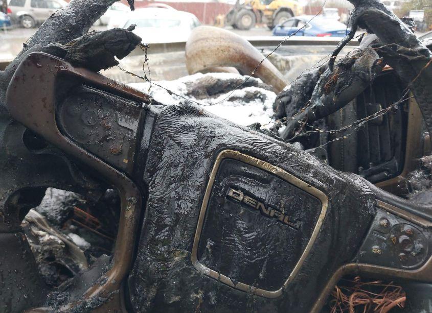 Photo 7 of 2016 Gmc Sierra 2500HD DENALI (VIN 1GT12UEGXGF301183)