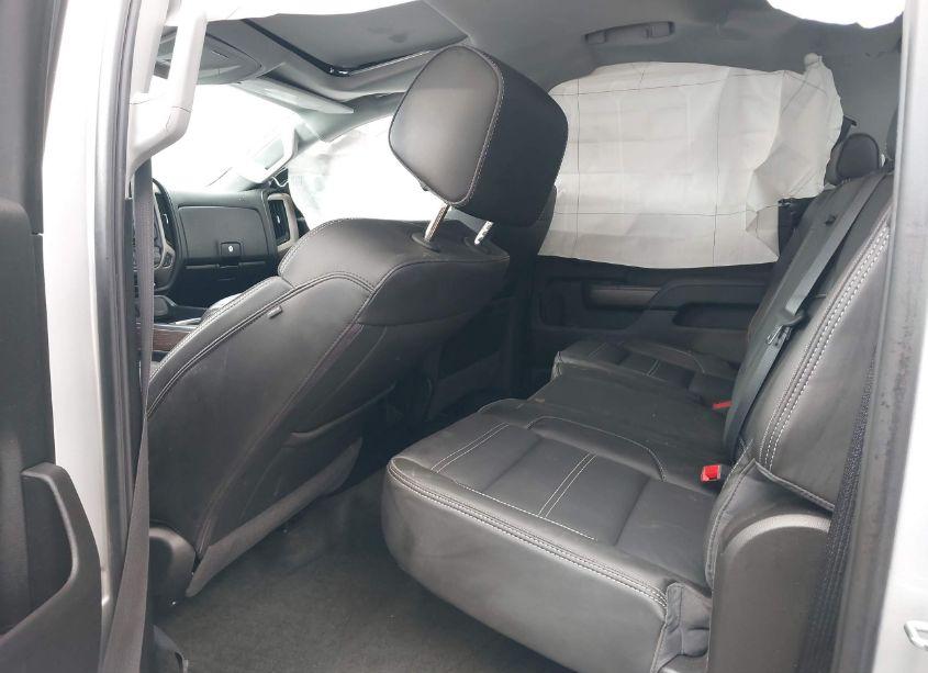 Photo 8 of 2018 Gmc Sierra 2500HD DENALI (VIN 1GT12UEY2JF118277)