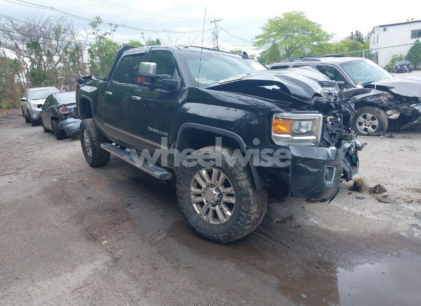 2018 Gmc Sierra 2500HD DENALI (VIN 1GT12UEY5JF143237) main photo
