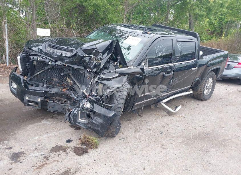 Photo 2 of 2018 Gmc Sierra 2500HD DENALI (VIN 1GT12UEY5JF143237)