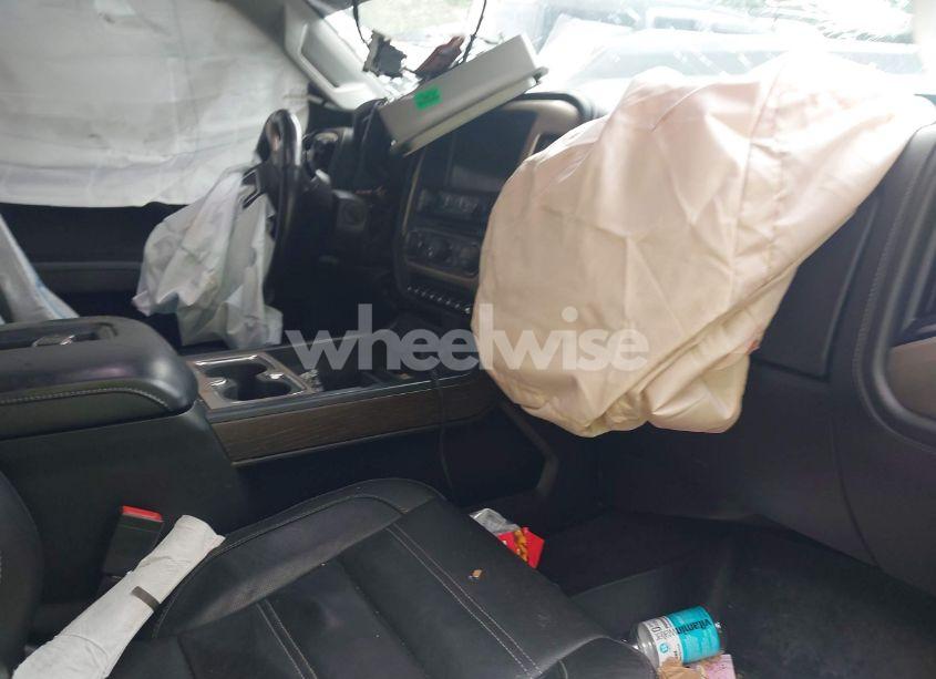 Photo 5 of 2018 Gmc Sierra 2500HD DENALI (VIN 1GT12UEY5JF143237)