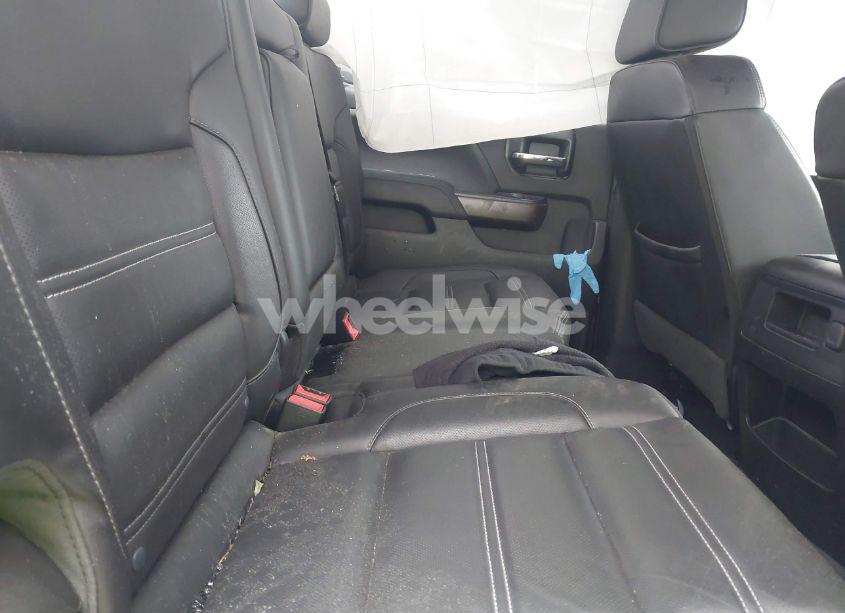 Photo 8 of 2018 Gmc Sierra 2500HD DENALI (VIN 1GT12UEY5JF143237)