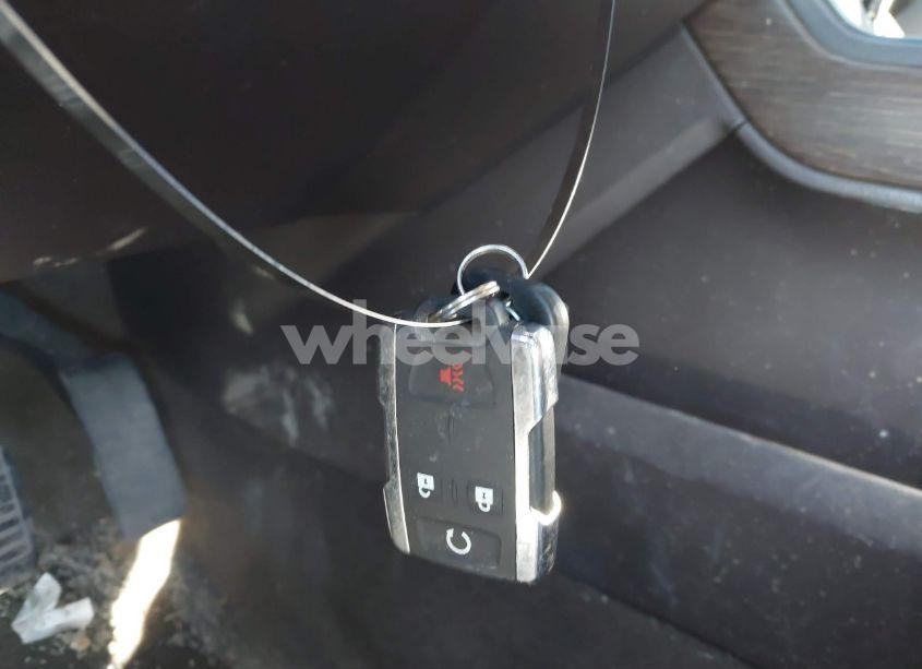 Photo 11 of 2018 Gmc Sierra 2500HD DENALI (VIN 1GT12UEY6JF208998)