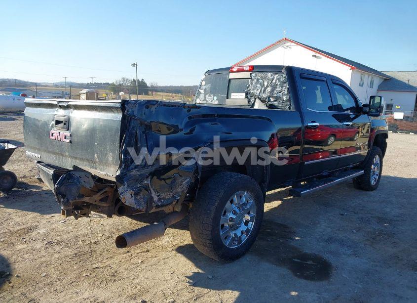 Photo 4 of 2018 Gmc Sierra 2500HD DENALI (VIN 1GT12UEY6JF208998)