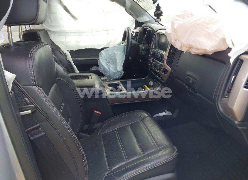 Photo 5 of 2017 Gmc Sierra 2500HD DENALI (VIN 1GT12UEY8HF216479)