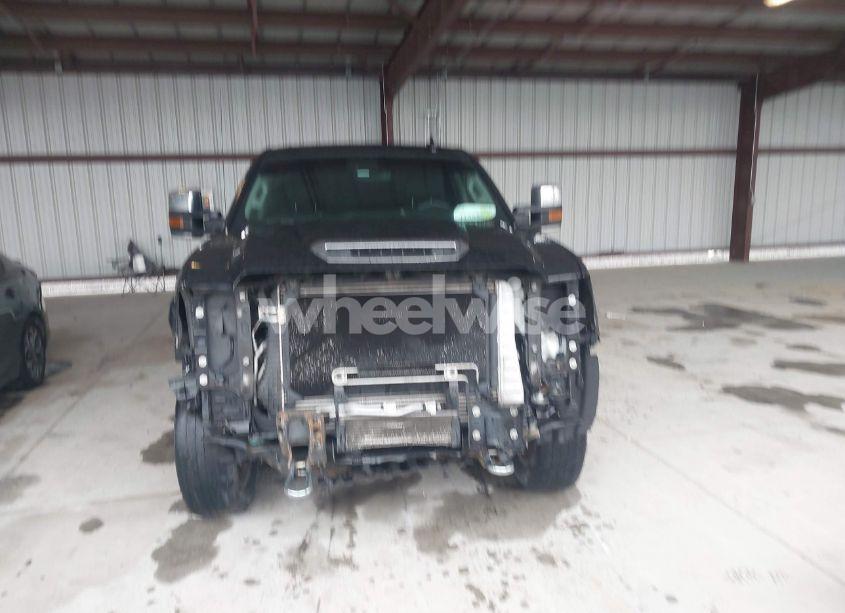 Photo 12 of 2017 Gmc Sierra 2500HD DENALI (VIN 1GT12UEY8HF222623)