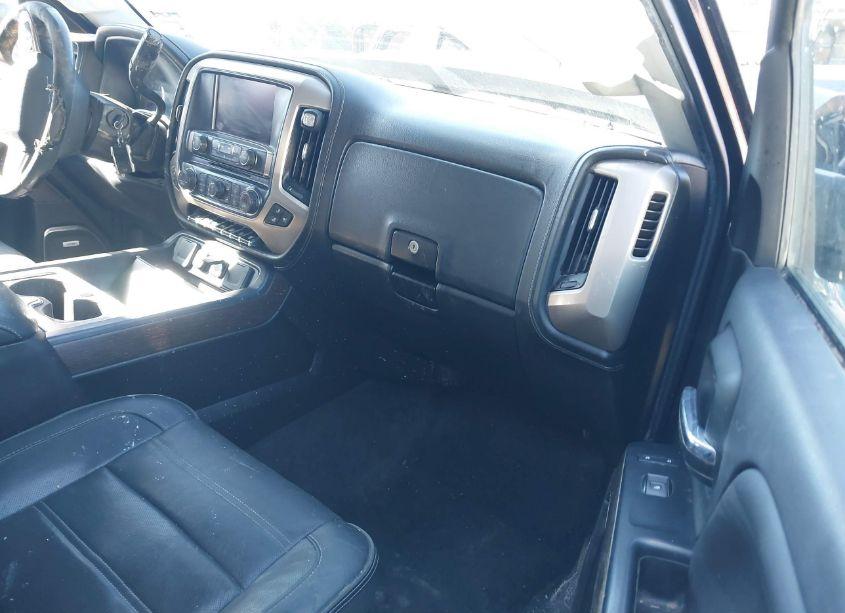 Photo 5 of 2017 Gmc Sierra 2500HD DENALI (VIN 1GT12UEY9HF190989)