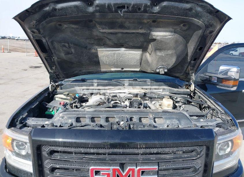 Photo 10 of 2018 Gmc Sierra 2500HD DENALI (VIN 1GT12UEY9JF159277)
