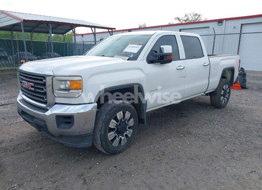 Photo 2 of 2015 Gmc Sierra 2500HD (VIN 1GT12XEG2FF571153)