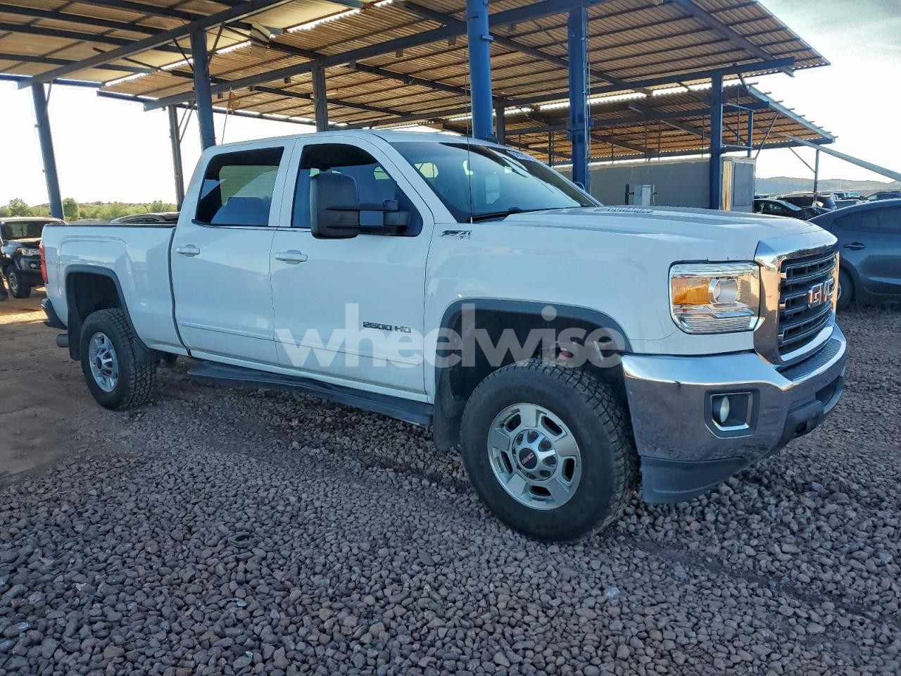 Photo 4 of 2015 GMC SIERRA K2500 SLE (VIN 1GT12YE82FF164884)
