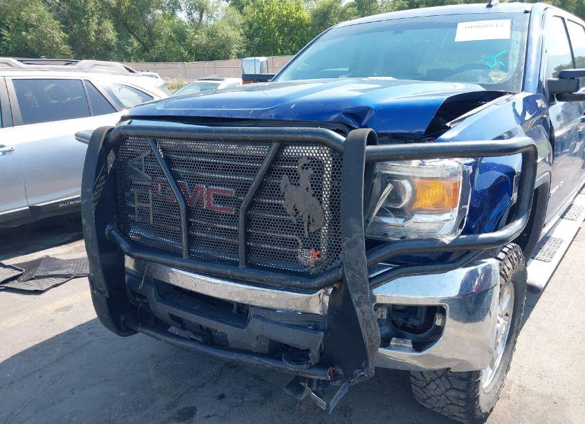 Photo 6 of 2015 Gmc Sierra 2500HD SLE (VIN 1GT12YE84FF105139)