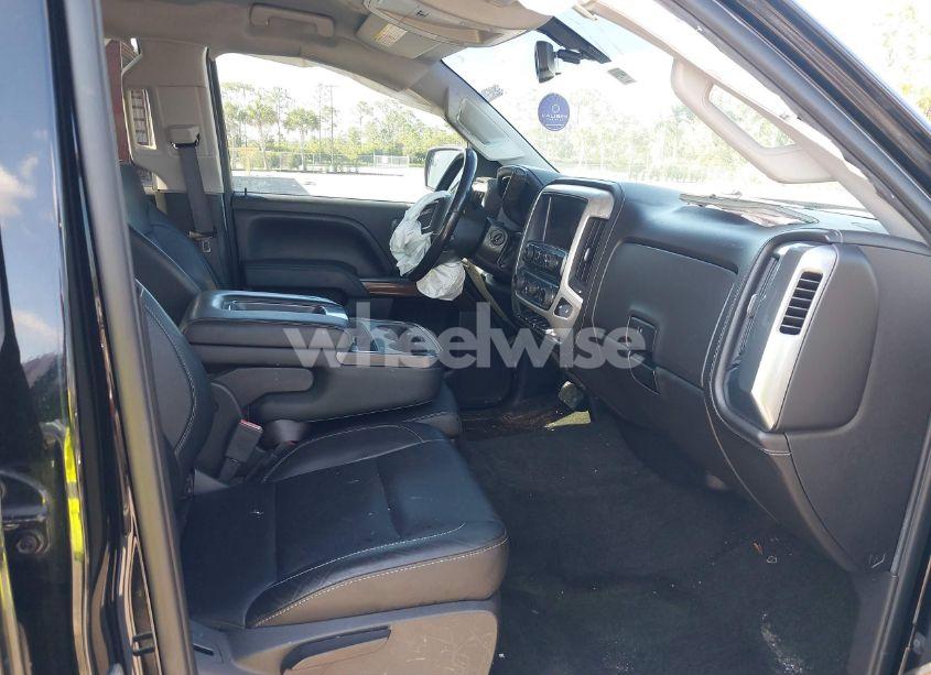 Photo 5 of 2015 Gmc Sierra 2500HD SLE (VIN 1GT12YE8XFF175003)