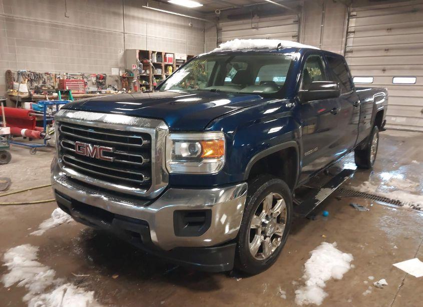 Photo 2 of 2015 Gmc Sierra 2500HD SLE (VIN 1GT12YEG1FF174670)