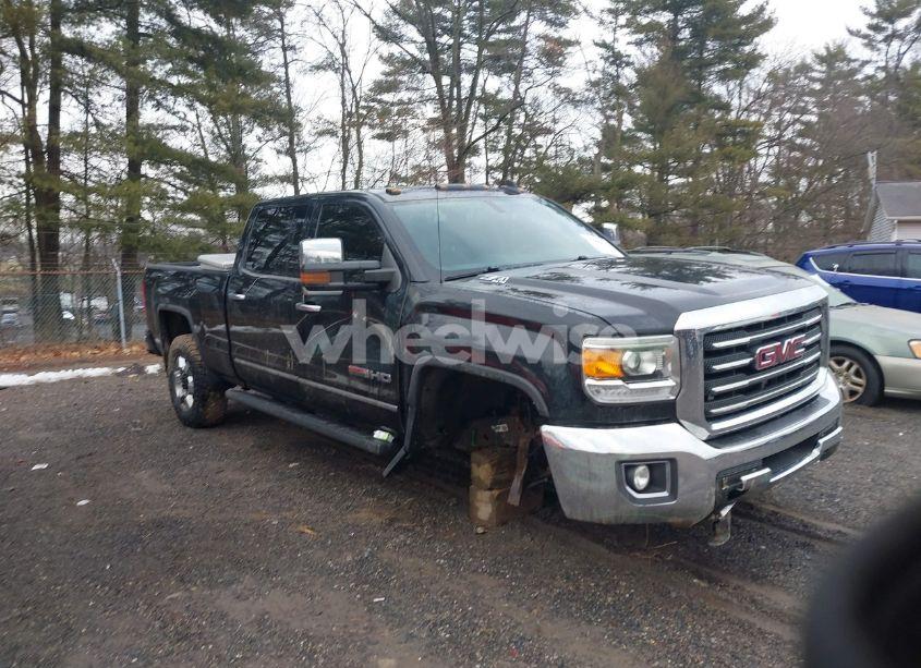2015 Gmc Sierra 2500HD SLE (VIN 1GT12YEG2FF659660) main photo
