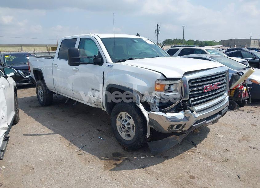 2015 Gmc Sierra 2500HD SLE (VIN 1GT12YEG5FF158780) main photo