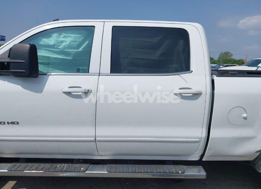 Photo 14 of 2015 Gmc Sierra 2500HD SLE (VIN 1GT12YEG5FF158780)