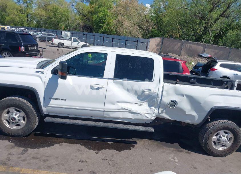 Photo 15 of 2015 Gmc Sierra 2500HD SLE (VIN 1GT12YEGXFF501101)