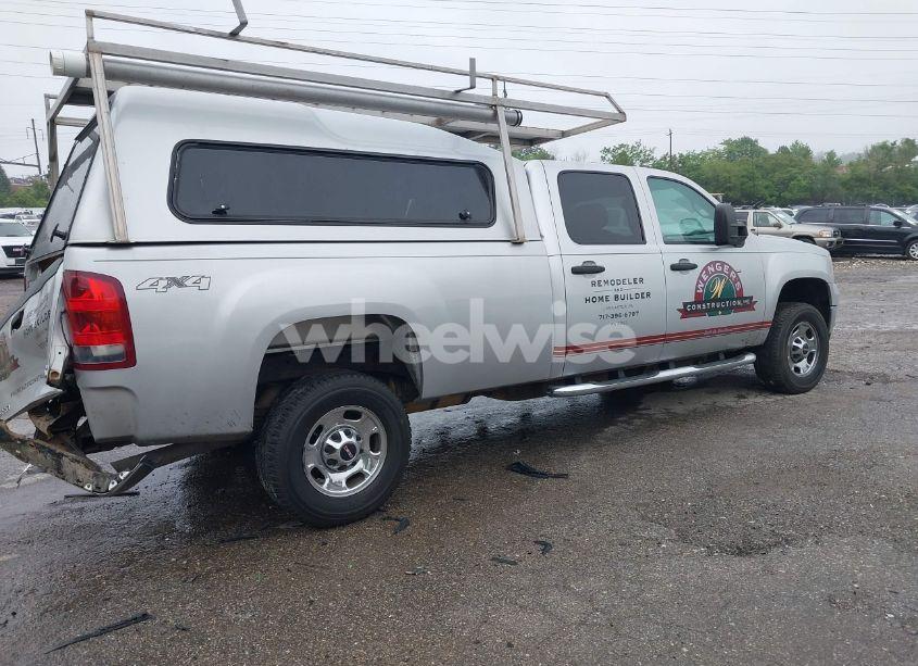 Photo 4 of 2011 Gmc Sierra 2500HD WORK TRUCK (VIN 1GT12ZCG0BF230245)
