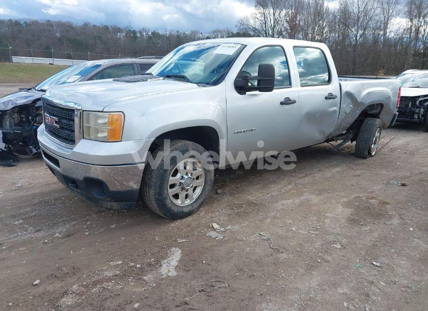 Photo 2 of 2012 Gmc Sierra 2500HD WORK TRUCK (VIN 1GT12ZCG4CF168334)
