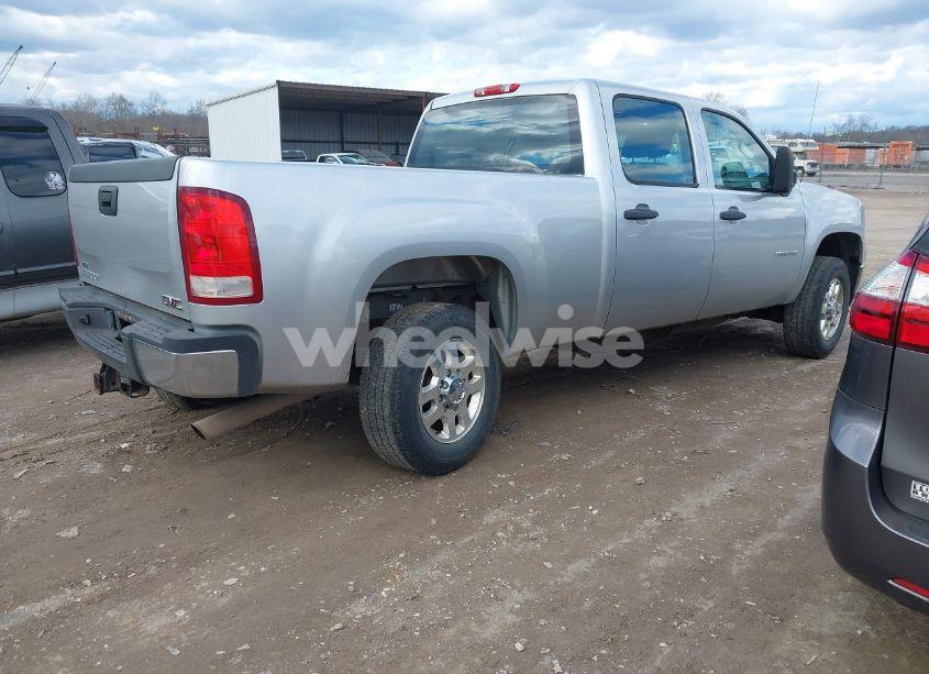 Photo 4 of 2012 Gmc Sierra 2500HD WORK TRUCK (VIN 1GT12ZCG4CF168334)