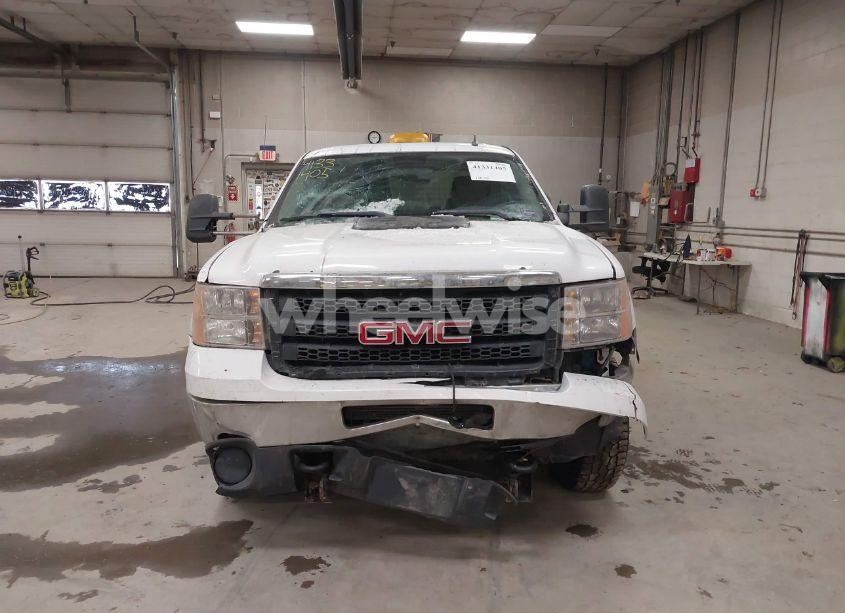 Photo 13 of 2011 Gmc Sierra 2500HD WORK TRUCK (VIN 1GT12ZCG9BF135294)