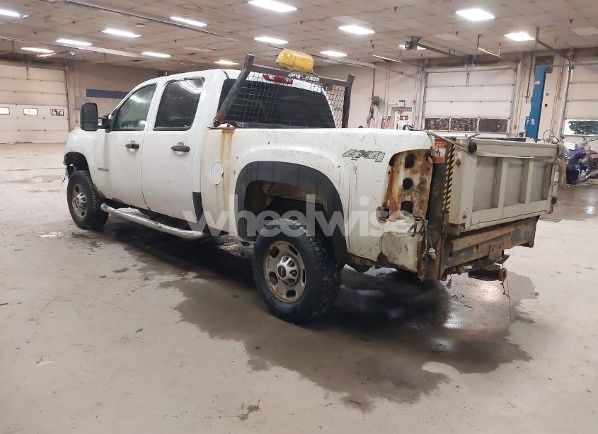 Photo 3 of 2011 Gmc Sierra 2500HD WORK TRUCK (VIN 1GT12ZCG9BF135294)