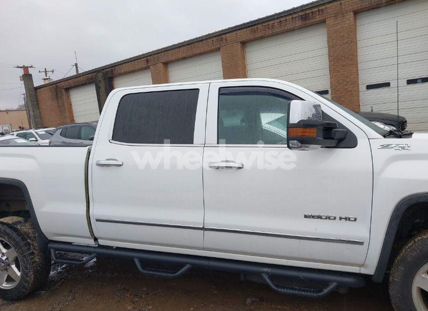 Photo 13 of 2015 Gmc Sierra 2500HD SLT (VIN 1GT12ZE80FF532971)