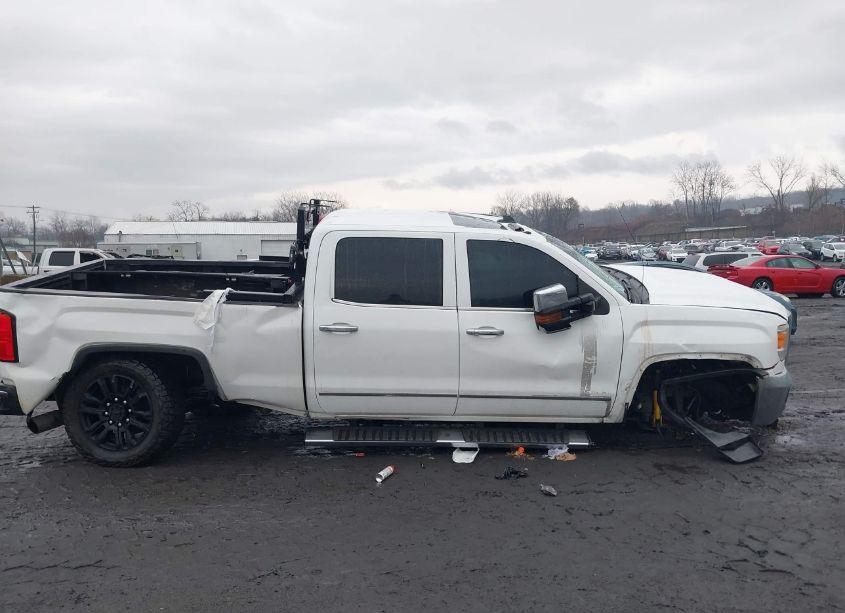 Photo 13 of 2015 Gmc Sierra 2500HD SLT (VIN 1GT12ZE87FF641346)