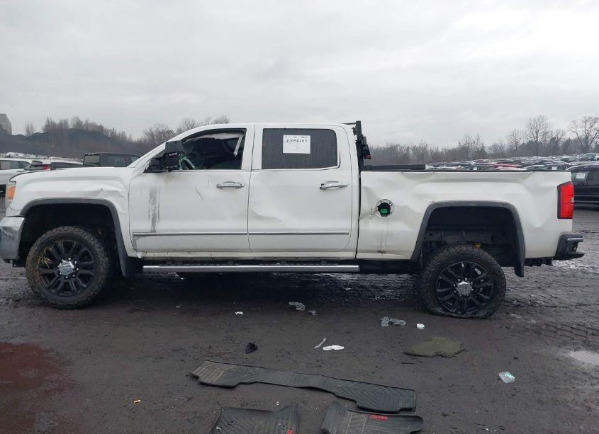 Photo 14 of 2015 Gmc Sierra 2500HD SLT (VIN 1GT12ZE87FF641346)