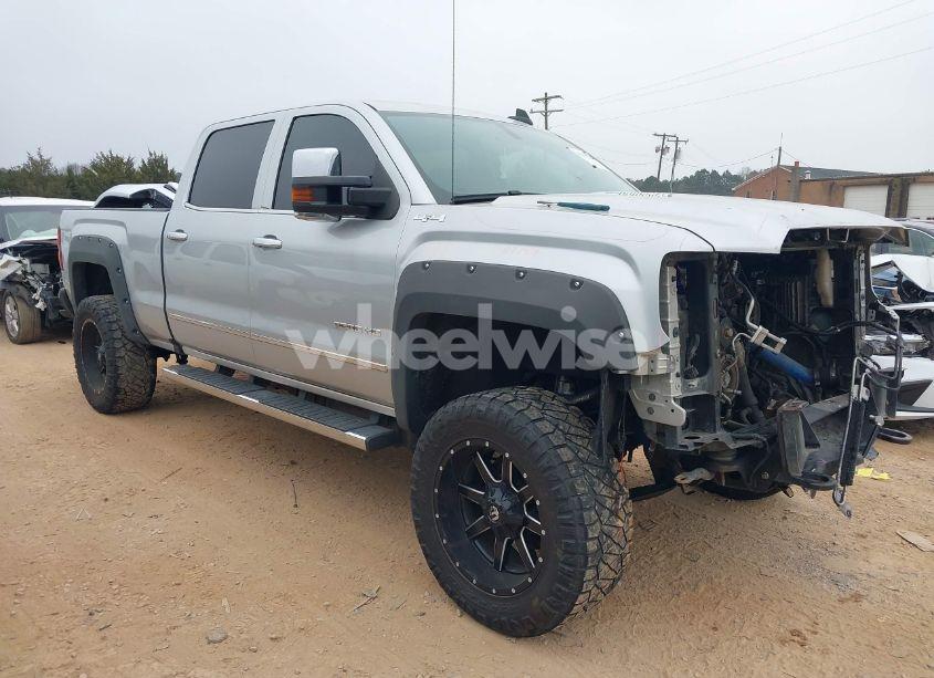 2015 Gmc Sierra 2500HD SLT (VIN 1GT12ZE87FF664836) main photo