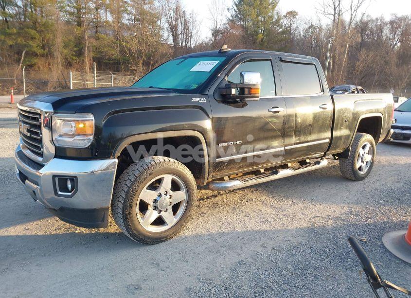Photo 2 of 2015 Gmc Sierra 2500HD SLT (VIN 1GT12ZEG7FF606328)