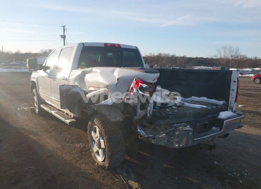 Photo 3 of 2015 Gmc Sierra 2500HD SLT (VIN 1GT12ZEG7FF612811)