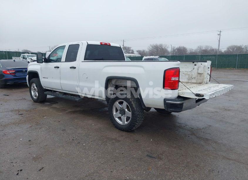 Photo 3 of 2015 Gmc Sierra 2500HD (VIN 1GT21XEG8FZ128334)