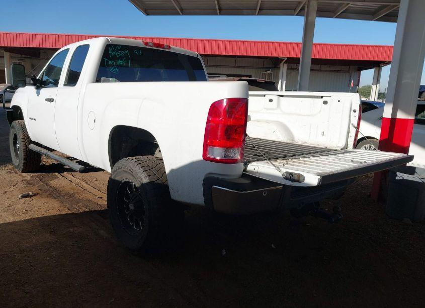 Photo 3 of 2013 Gmc Sierra 2500HD WORK TRUCK (VIN 1GT21ZCG2DZ406589)