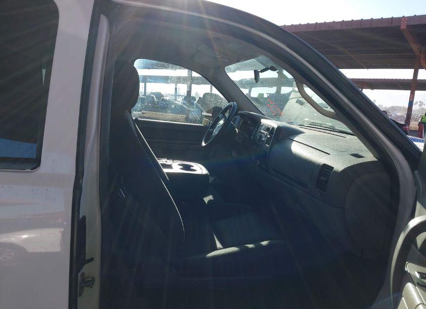 Photo 5 of 2013 Gmc Sierra 2500HD WORK TRUCK (VIN 1GT21ZCG2DZ406589)