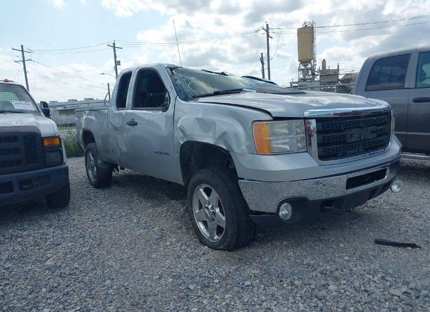 2011 Gmc Sierra 2500HD SLE (VIN 1GT220C81BZ427013) main photo