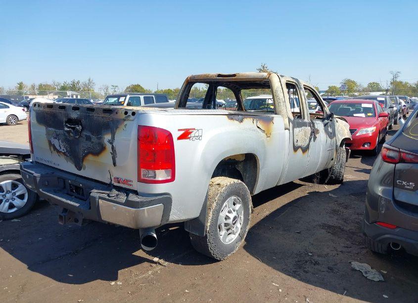 Photo 4 of 2013 Gmc Sierra 2500HD SLE (VIN 1GT220C89DZ239908)