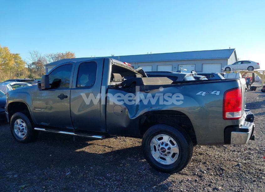 Photo 14 of 2011 Gmc Sierra 2500HD SLE (VIN 1GT220CG4BZ271640)