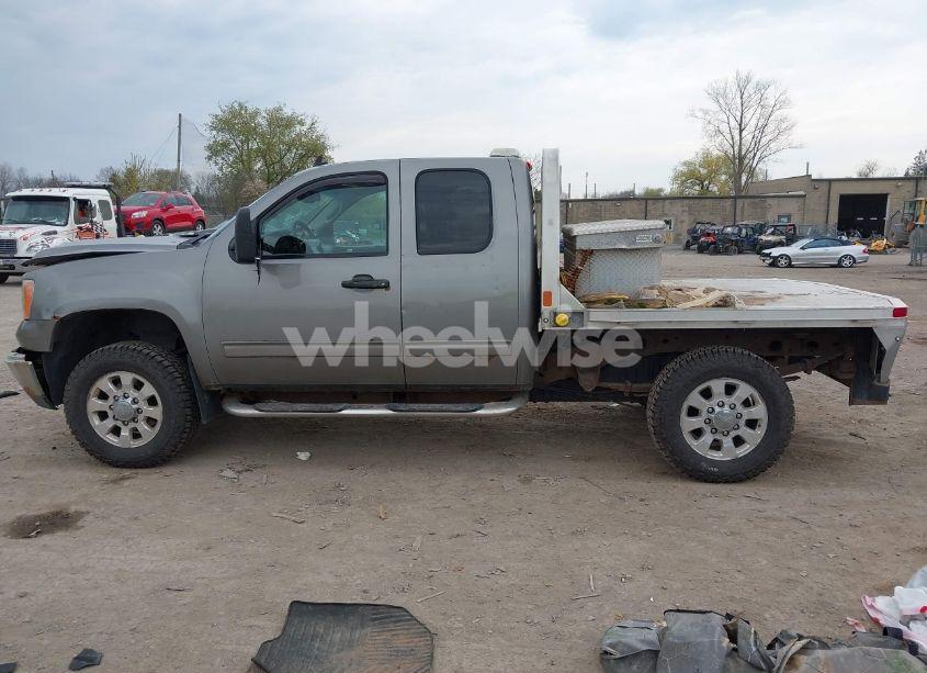 Photo 15 of 2013 Gmc Sierra 2500HD SLE (VIN 1GT220CG6DZ361701)