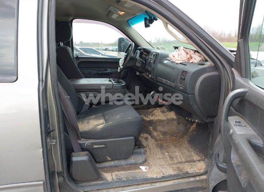 Photo 5 of 2013 Gmc Sierra 2500HD SLE (VIN 1GT220CG6DZ361701)